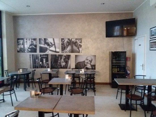 Bar Simoni